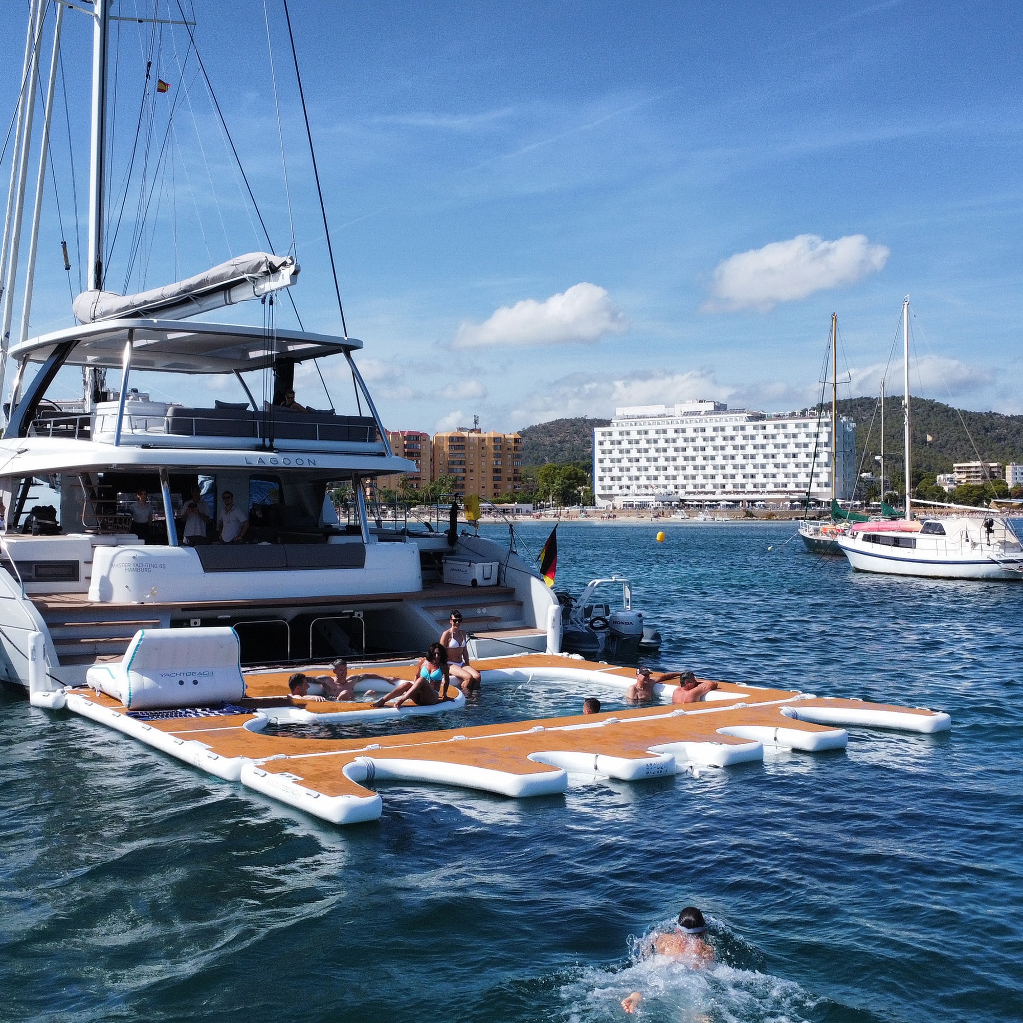Yachtbeach Superior Pool 8.20 Dropstitch 820 x 616 cm