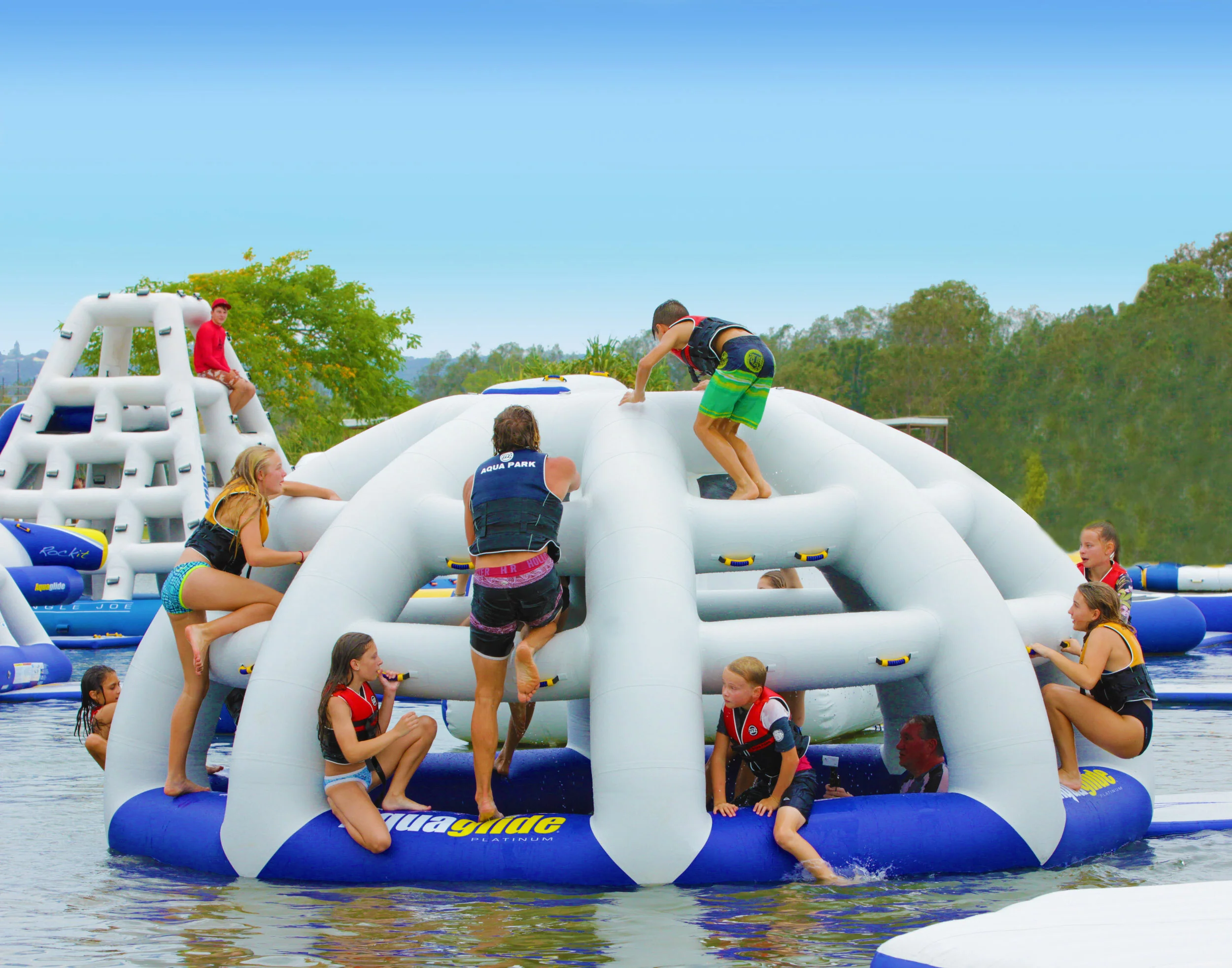 Aquaglide Thunderdome - Image 2