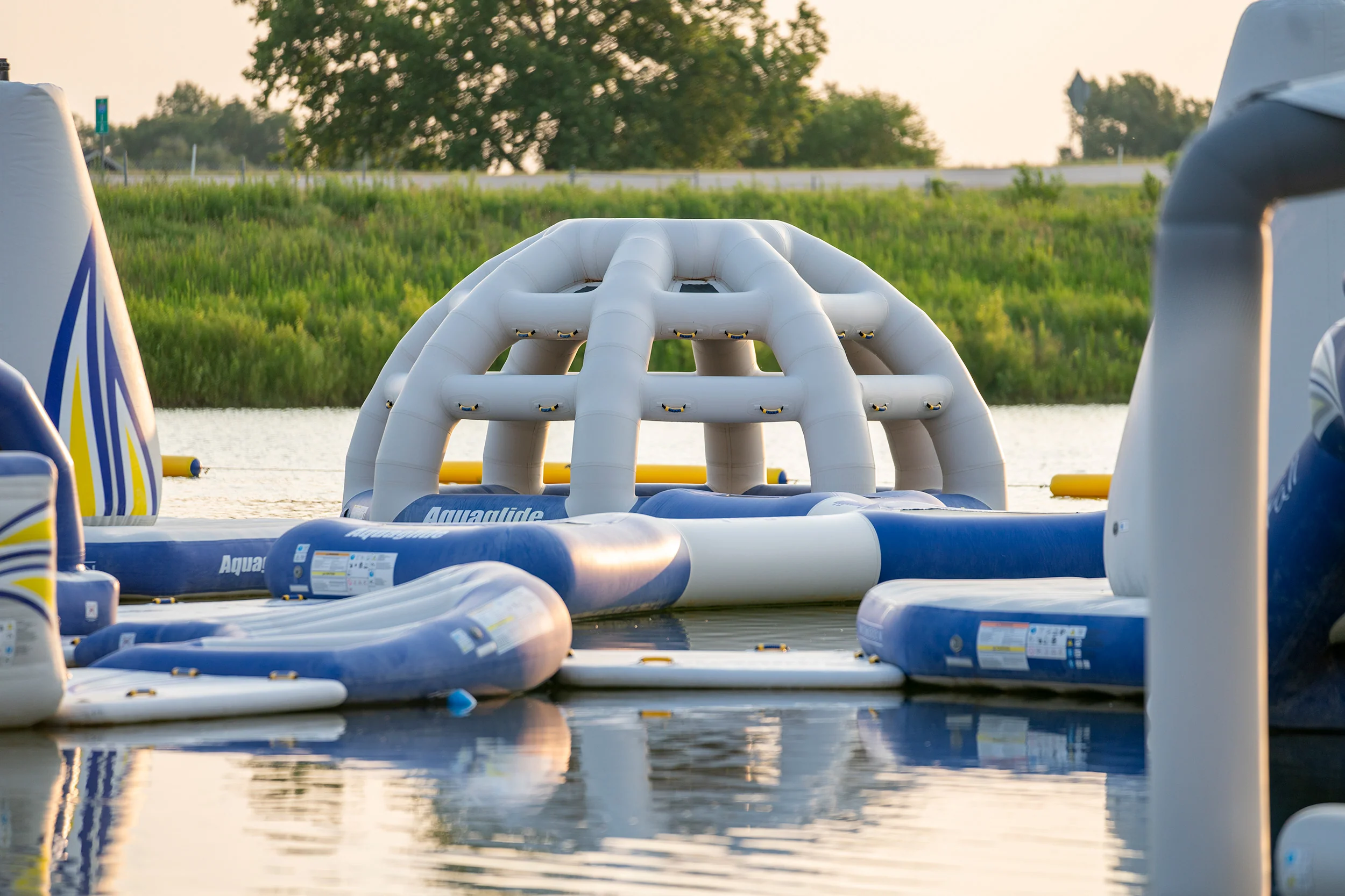 Aquaglide Thunderdome - Image 3
